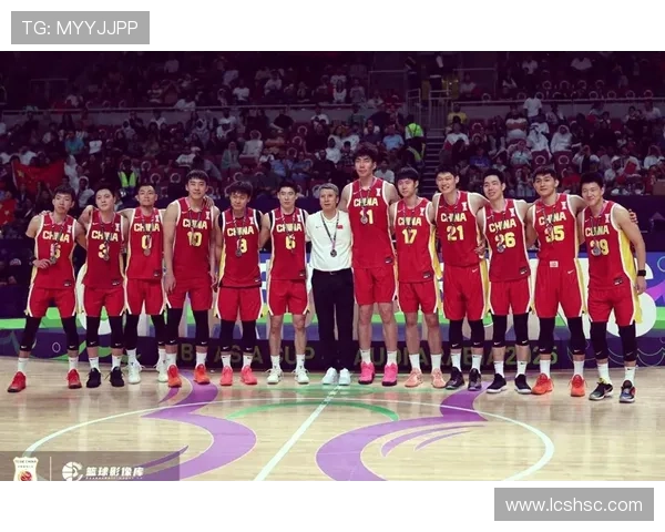 中国男篮力克韩国晋级亚锦赛四强,赛后主教练畅谈球队备战策略 中国男篮力克韩国晋级亚锦赛四强,赛后主教练畅谈球队备战策略