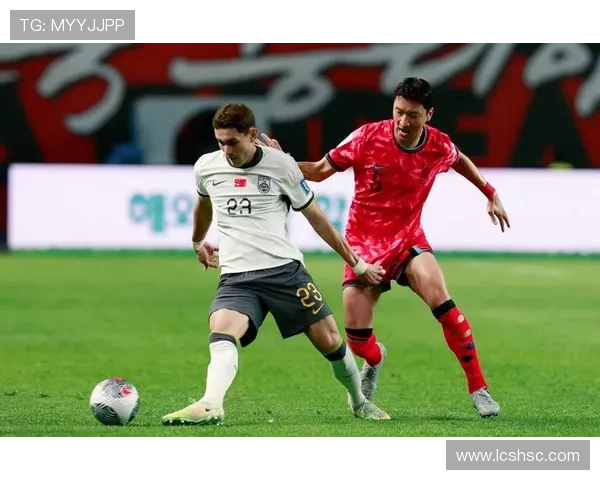 中国足球队迎战日本队 目标突破自我冲击2026世界杯亚洲区预选赛名额 中国足球队迎战日本队 目标突破自我冲击2026世界杯亚洲区预选赛名额