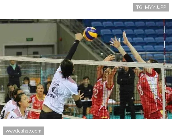 网球赛场风云再起 新星崭露头角 传奇球员退役之际迎来新挑战 网球赛场风云再起 新星崭露头角 传奇球员退役之际迎来新挑战