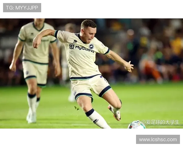 女王公园巡游者俱乐部的辉煌历史与未来展望:探索伦敦足球文化的独特魅力 女王公园巡游者俱乐部的辉煌历史与未来展望:探索伦敦足球文化的独特魅力