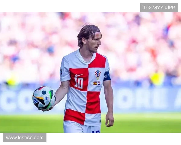 欧洲豪门鏖战激烈多名新星闪耀表现改写本轮足球格局走向全面升温