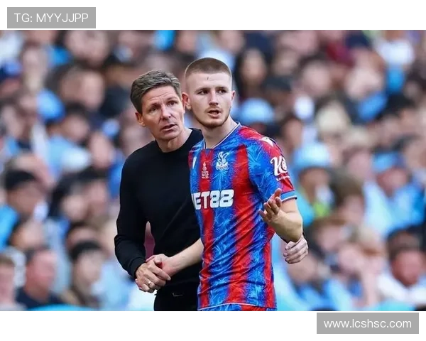 欧洲豪门鏖战再起劲爆转会引发足坛震荡热点话题持续升温态势升级 欧洲豪门鏖战再起劲爆转会引发足坛震荡热点话题持续升温态势升级